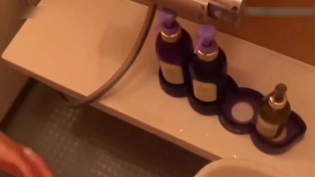 【极品孕妇】的羞涩性爱用精液滋润风骚孕妇的子宫反正都怀孕了直接内射中出 预览截图 4