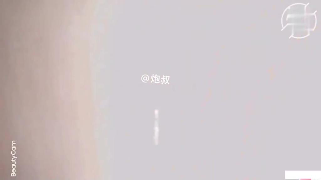 姐弟乱伦真实勾引骚气姐姐 预览截图 3