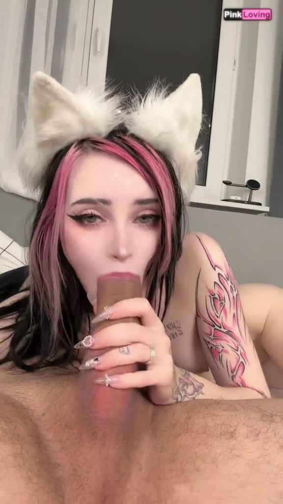 『pinkloving』小妹妹的阴部摩擦和阴茎 垂直视频 预览截图 12