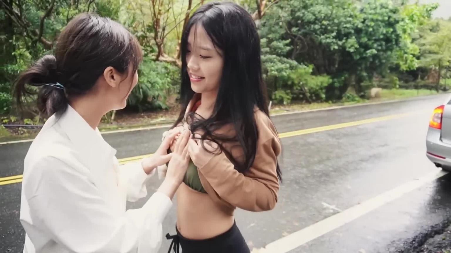 把一生在江南生活的韩国模特带到了台湾野溪温泉..我们在大自然面前更膨胀! 预览截图 5