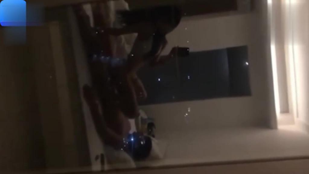 【抖音网红泄露】抖音百万粉极品女神“牛逼酱”与男模淫乱性爱视频被流出，露脸实锤 预览截图 12