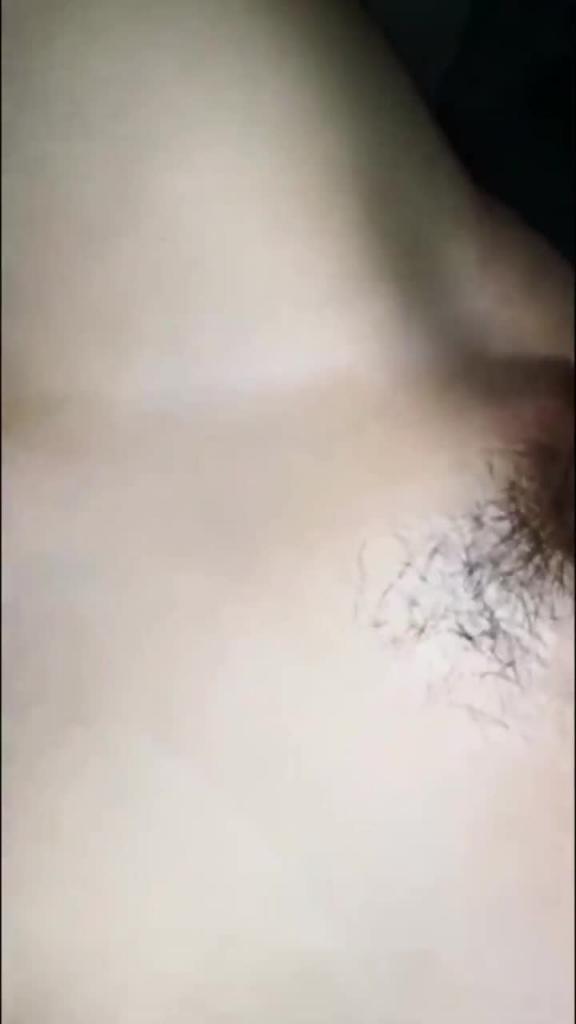 【疯狂推荐】中学女孩被3P[蜜汁萝莉]前后狂干两小时！惨叫不断！新人刚下海，超可爱！ 预览截图 6