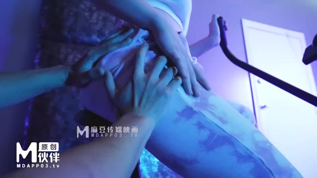 请用你的肉棒训练我/极品粉嫩巨乳被国人肉棒调教 预览截图 3