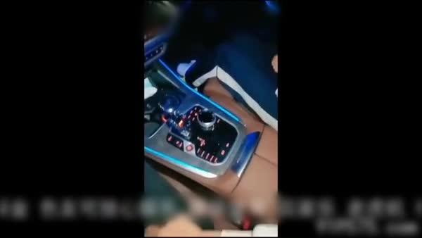 超真实破处纪实处女血清晰可见！！ 预览截图 1