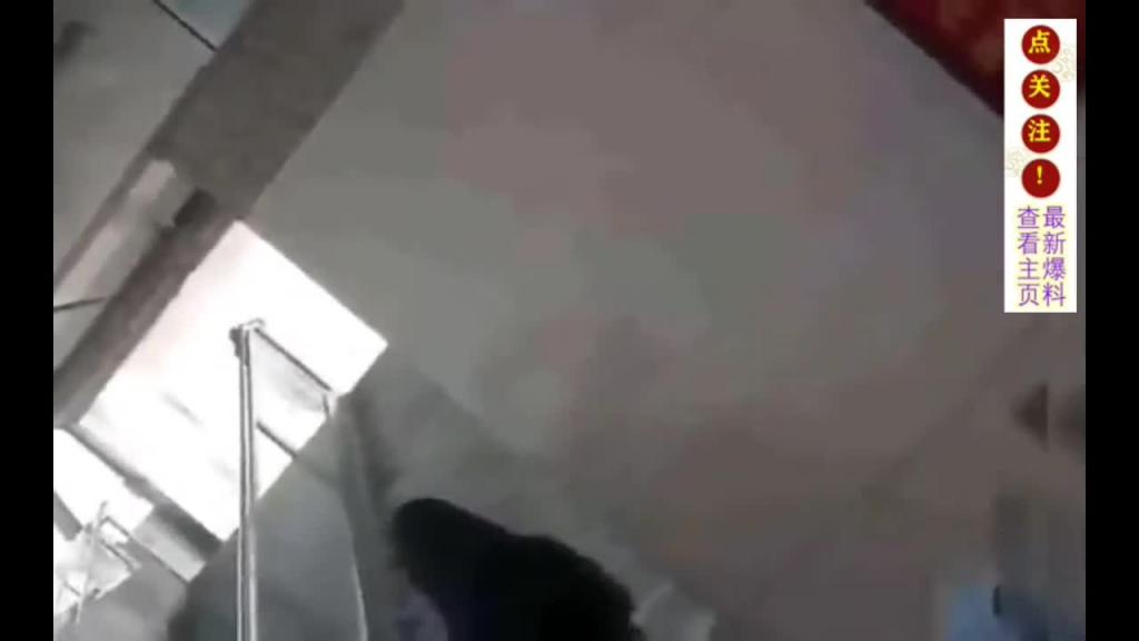 真是吃瓜【街射街拍】猥琐男骚操作,下集 理性观看 预览截图 6