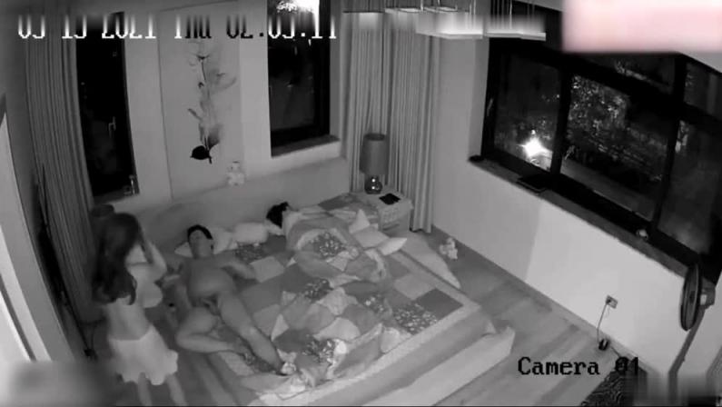超火的家庭摄像头破解偷拍 预览截图 10