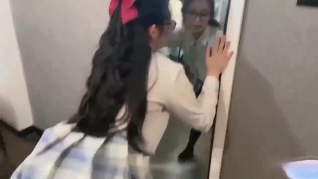【司雨】首部横屏-被颜射的JK少女 预览截图 6