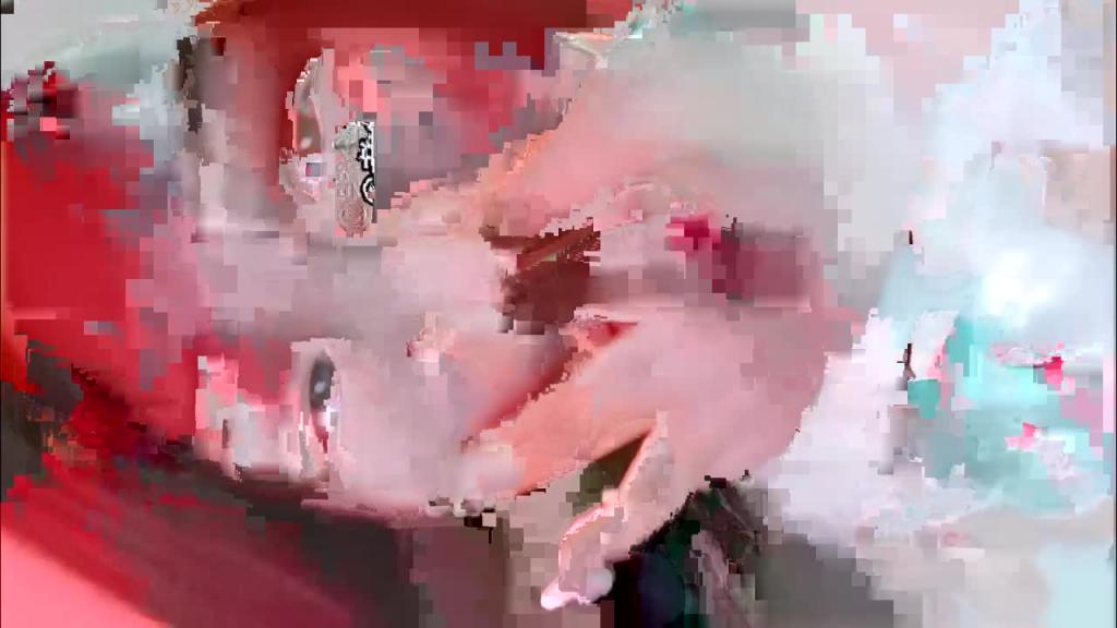 真实长的非常像的亲姐勾引弟弟乱伦,骚姐姐到弟弟房间自慰 预览截图 5