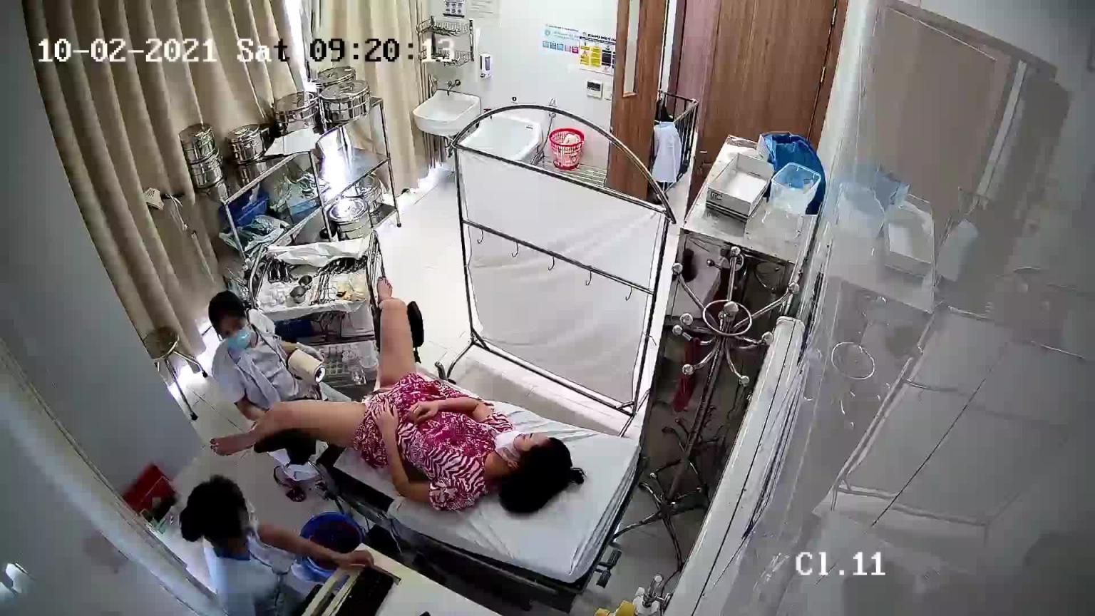 〖医院监控〗各种女人来检查阴道 预览截图 1