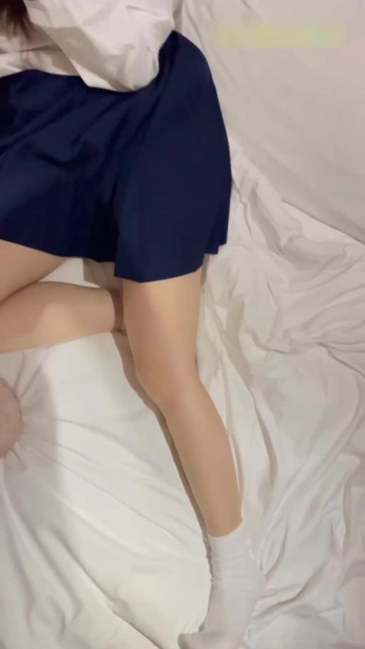 【万人求购-护士用嘴在医院给男士取精】很多人只看过片段，这次放出关于这个护士的完整版， 预览截图 7