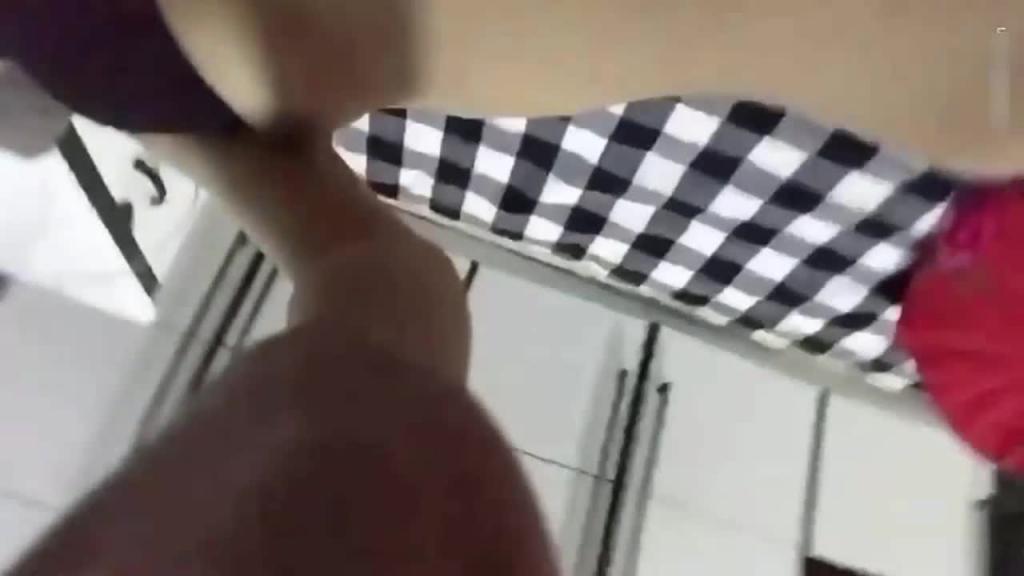 【反差婊档案】学妹自拍宿舍拍自慰视频流出 大一妹子真嫩 预览截图 8