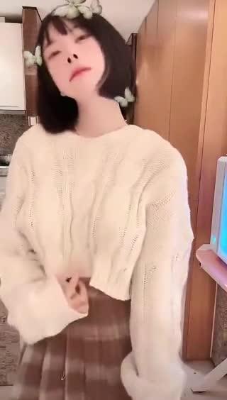 【反差女主播】2024一月最新抖音主播闪现露点大合集_擦边擦出新高度 预览截图 3