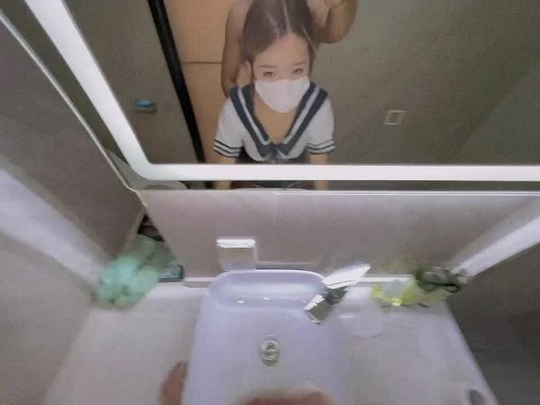 喜欢jk吗?q.q - 蜜桃酱 预览截图 11