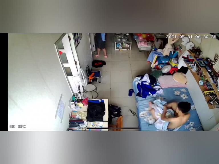 破解家庭摄像头，监控下的泄欲行为 预览截图 11