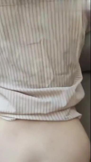 【兄妹乱伦】和极品妹妹的淫荡生活,跟妹妹出游开房乱伦,淫语连篇对白清晰 预览截图 12
