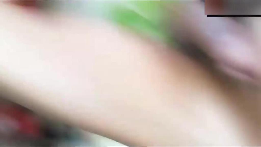 母子乱伦骚妇妈妈悬求儿子使劲操自己老逼 预览截图 8