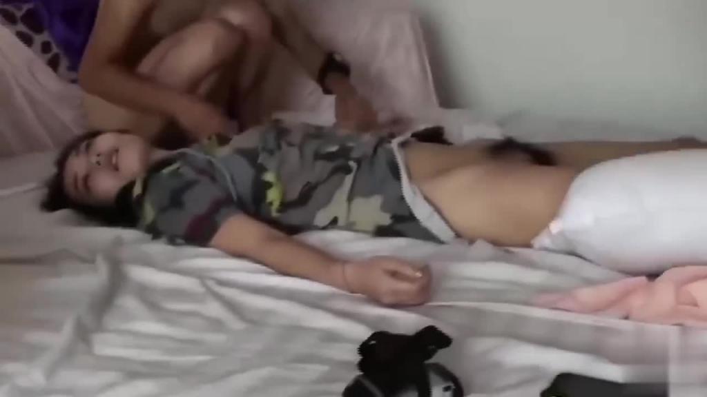 热门黑料蚂蚁金服高管涉嫌QJ事件,事件视频已流出,不仅操了还群P,不仅群P还录,造福网友 预览截图 9
