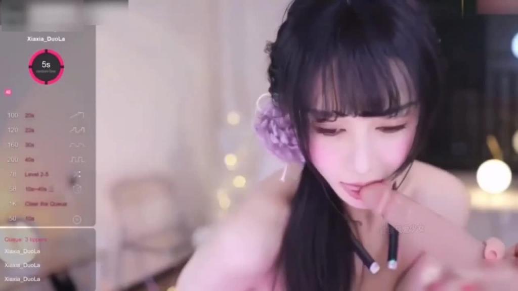 极品超高颜值主播女神付费直播乳交骑乘自慰高潮喷水 预览截图 1