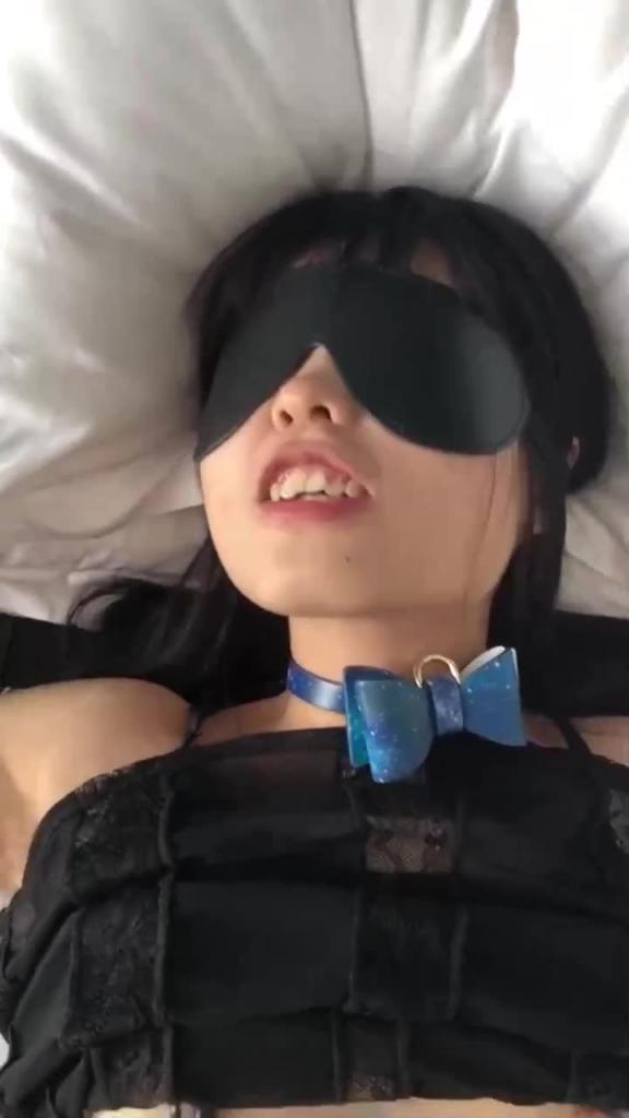 调教19岁母狗情趣乳夹口交 预览截图 10