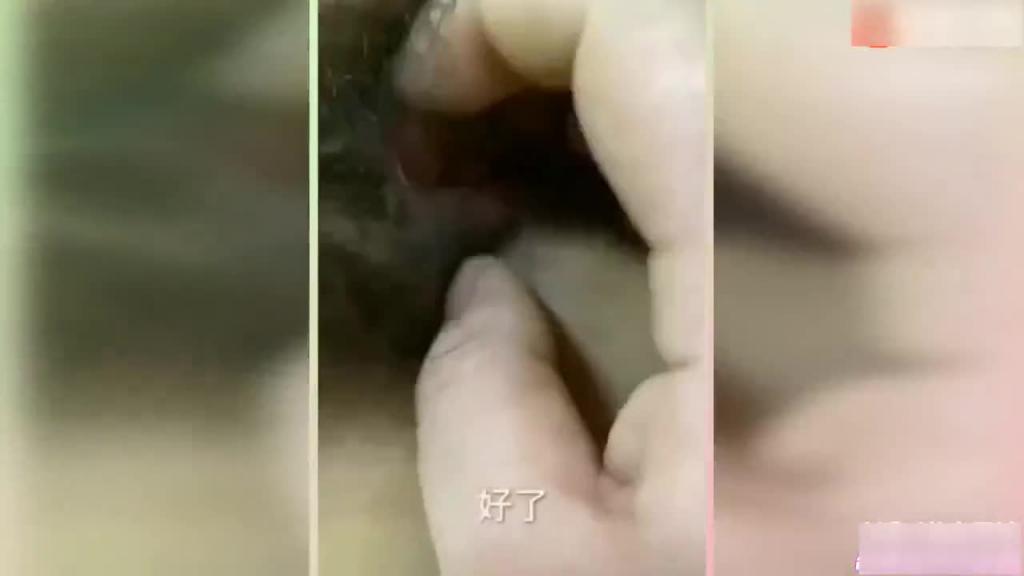 舅妈乱伦,舅妈在家穿黑丝透惑我 预览截图 12