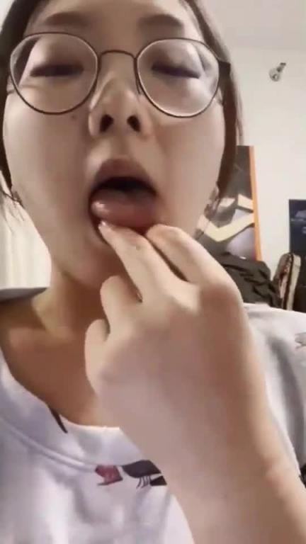 十七学妹草爽了激情上位暴力抽插让小哥后入玩弄浪叫不止射肚子上 预览截图 9