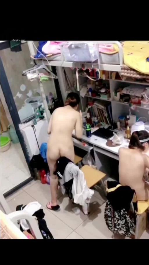 【极品稀缺-精彩小视频合集】KTV潮吹表演,阴道保养过程,饭店用逼喝啤酒 预览截图 11