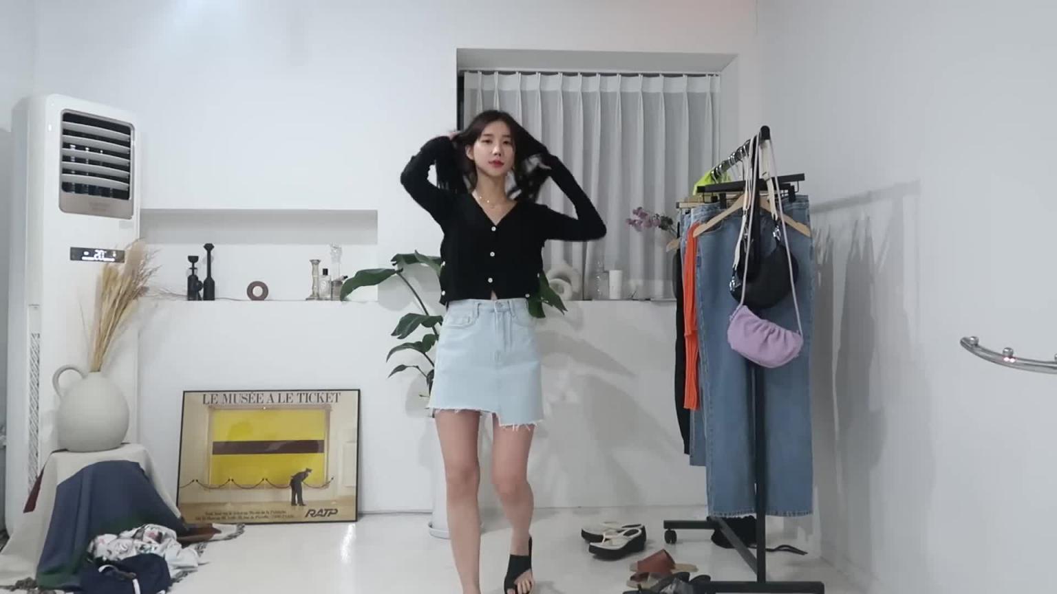 嘻哈&性感每日感性吸引视线LookBook 预览截图 9