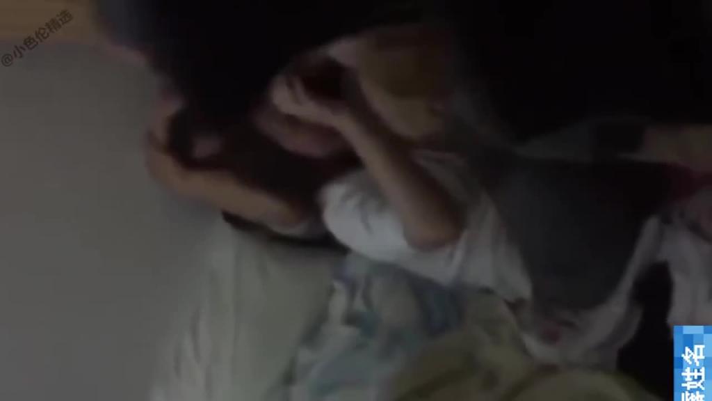 精挑细选提好在床合集,抓小三搞破鞋当场被捉奸暴打扒衣精彩集锦 预览截图 3