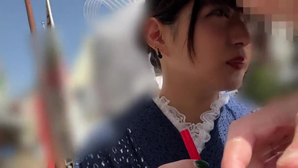 [4K] Michuki-chan (24) 浅草约会与她在 SNS Raw 中出个人拍摄中遇到的年长男友 INSTV-576 预览截图 1