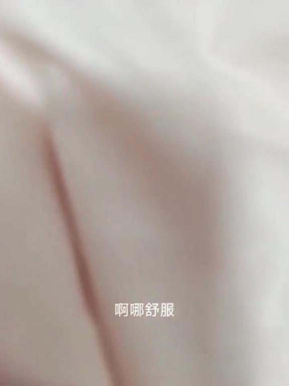 快手网红【家有小姨子】和姐夫偷晴小姨子和老婆打电话强行插入。 预览截图 5