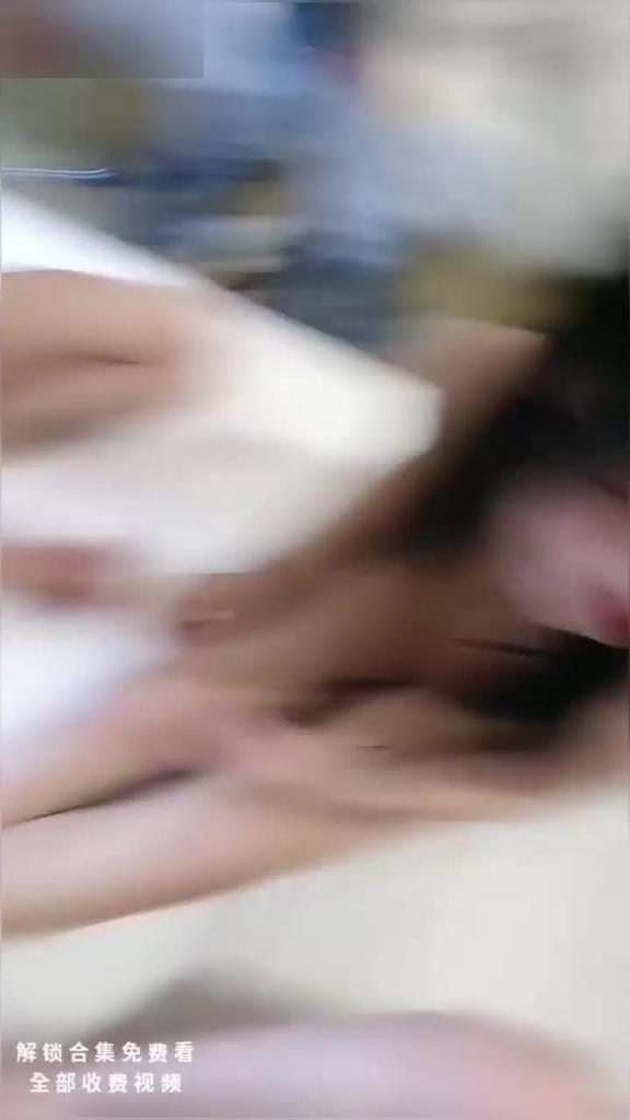 【三个高中女生给处男破处】鸡鸡太敏感一碰就想射 预览截图 4