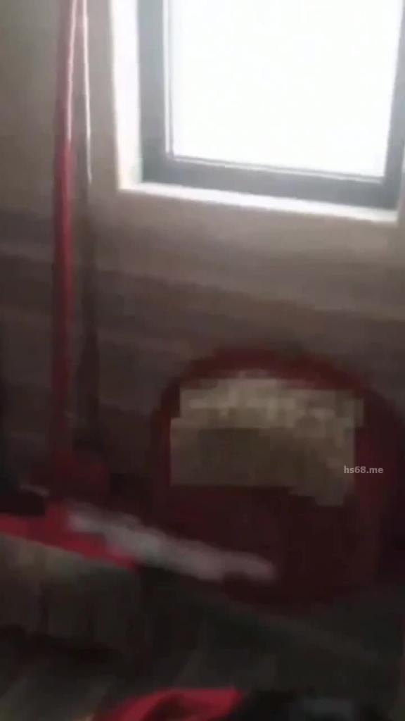 父女乱伦-被糟蹋的清纯女儿，一线天白虎逼被老鸡巴狠狠抽插 预览截图 5