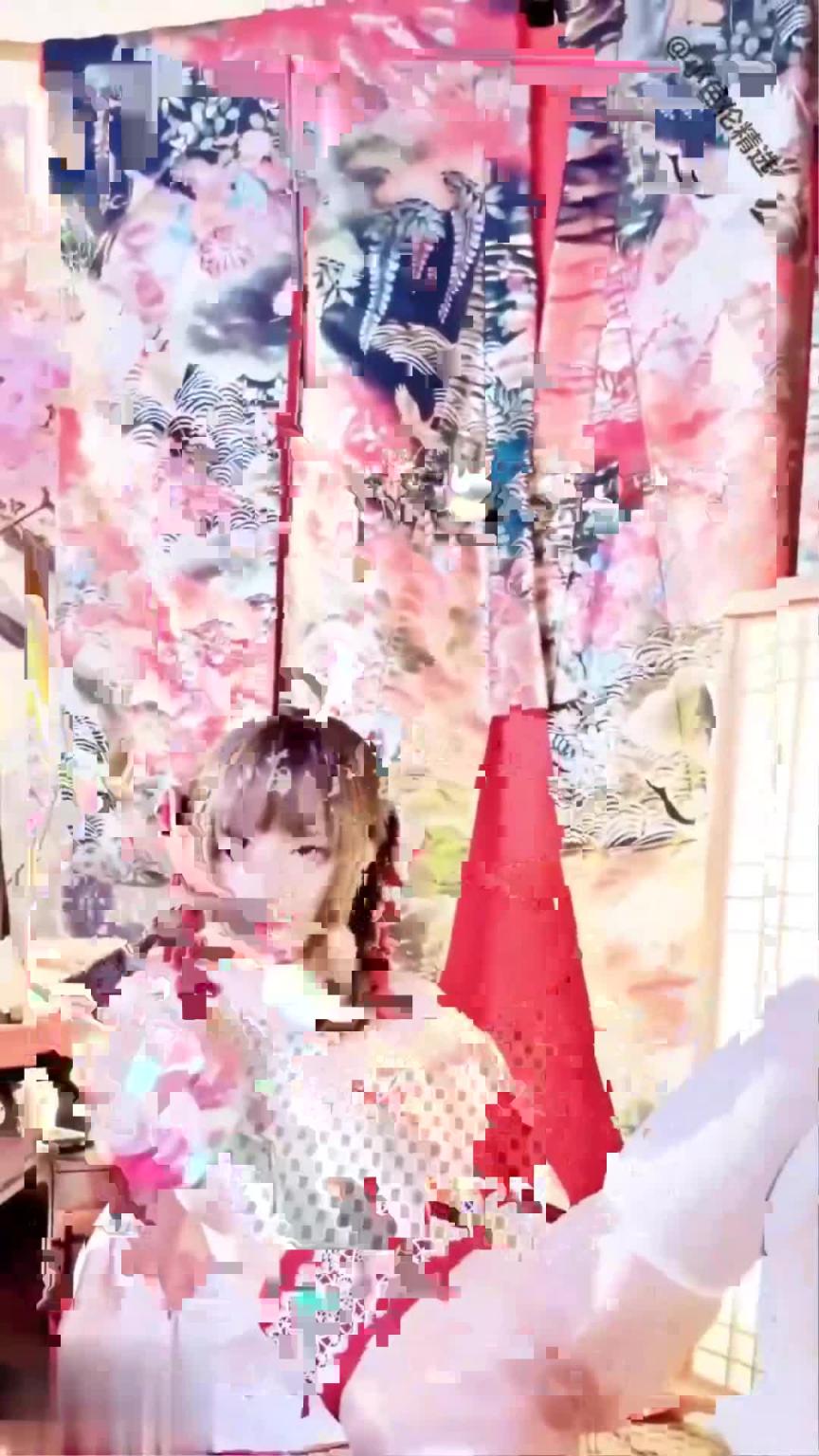极品Cos爆机少女『喵小吉』年终新作《灼灼其华》桃之夭夭蜜桃美穴《罕见露脸露点》 预览截图 9