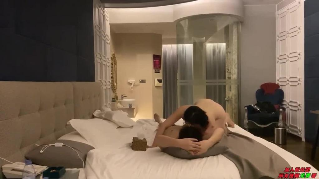 极品小模特!woc!一脸的科技 预览截图 2