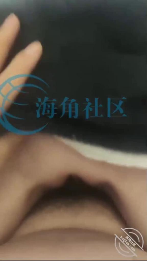 乱伦新作兽夫天花板“婷宝日常”调教亲生女儿一步步沦为母狗口交越来越娴熟了 预览截图 12
