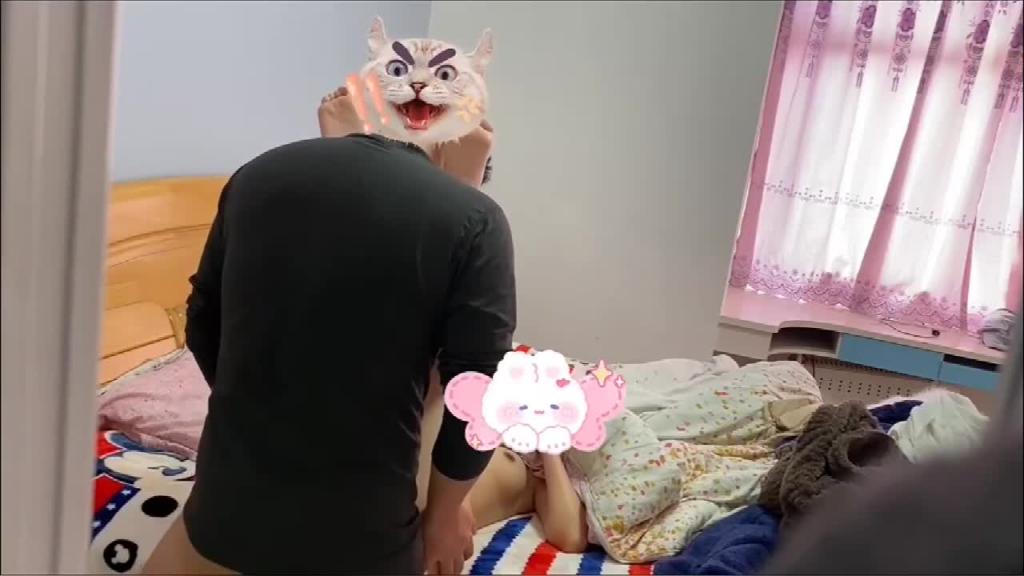 【家庭乱伦】吃了伟哥鸡巴邦邦硬 直接把女儿干高潮偷偷内射 预览截图 3