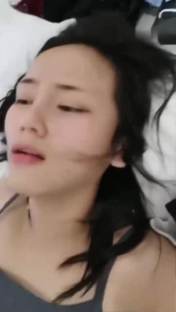 网红主播E奶姐和小男友道具互插 预览截图 11