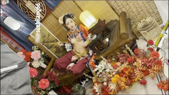 【高端顶级流出】超爆款女神TiTi最新内部私拍! 预览截图 9
