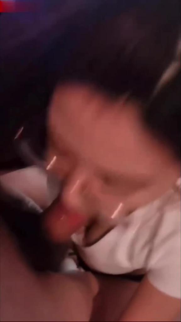 【最新整理真实露脸自拍合集】不同风格的女人,总有一款你会喜欢 预览截图 8