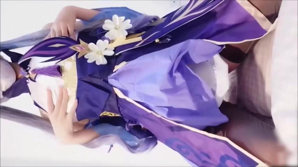 全网最粉一线天美鲍 刻晴cos 预览截图 5