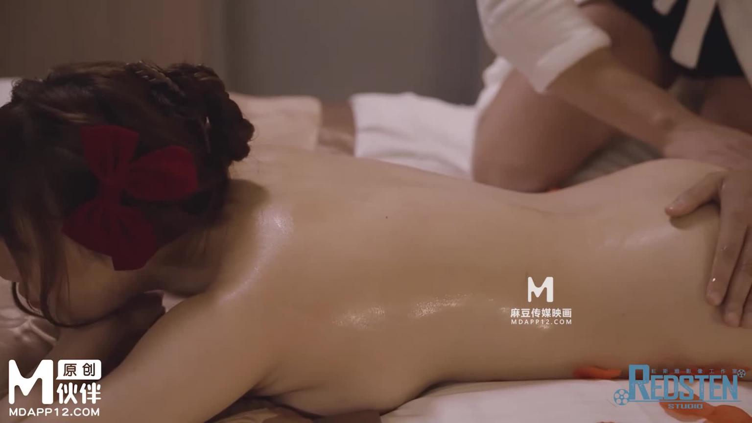 红斯灯影像 / 按摩男巨棒操坏矜持人妻 / RS-041 预览截图 3
