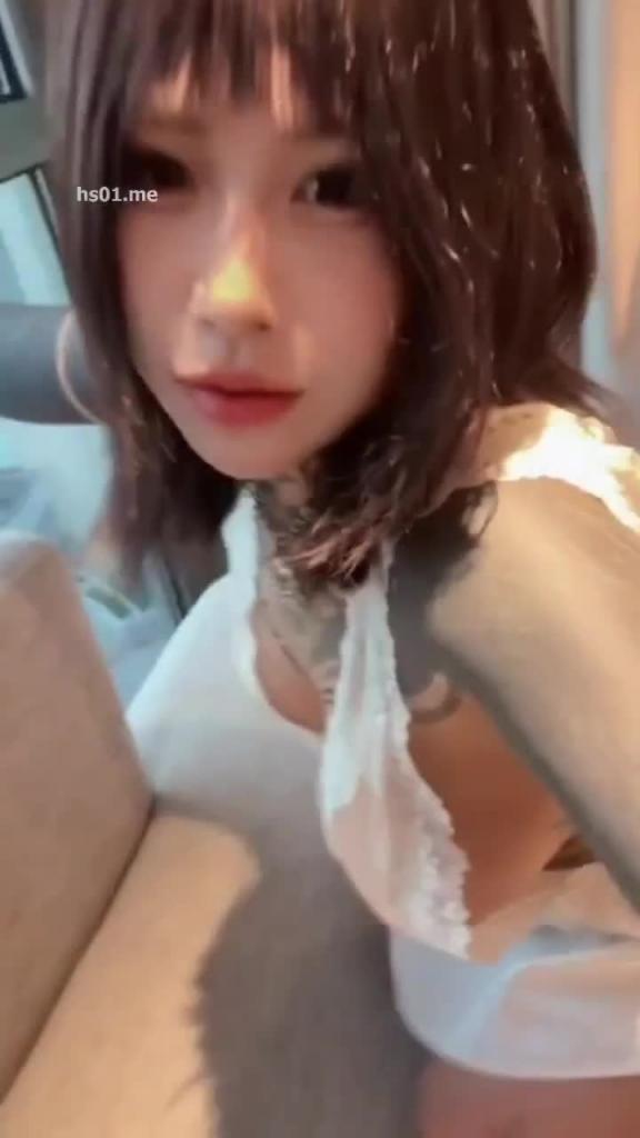 极品巨乳魅魔网红高桥尤美,大尺度抖音风裸舞写真免费福利 预览截图 2