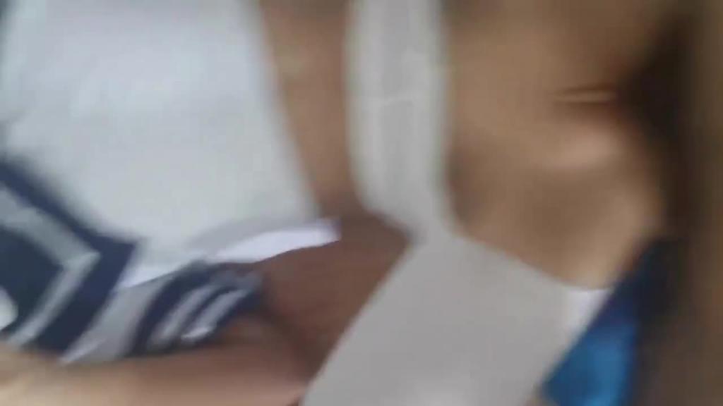 【父女乱伦】禽兽父亲从小开发清纯女儿沦为母狗 预览截图 12