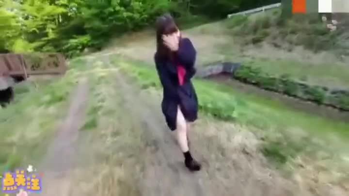 流出一逼白浆！清纯甜美少女娇小可爱妹纸！户外无套中出内射！ 预览截图 10