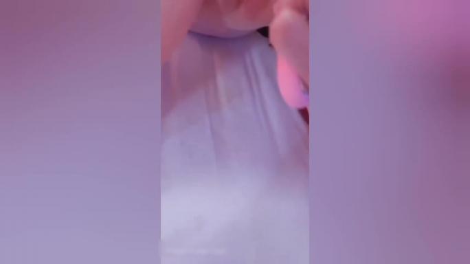 【高端泄密-50W粉丝推特网红】内部做爱视频曝光，美艳外表比明星还漂亮 预览截图 2