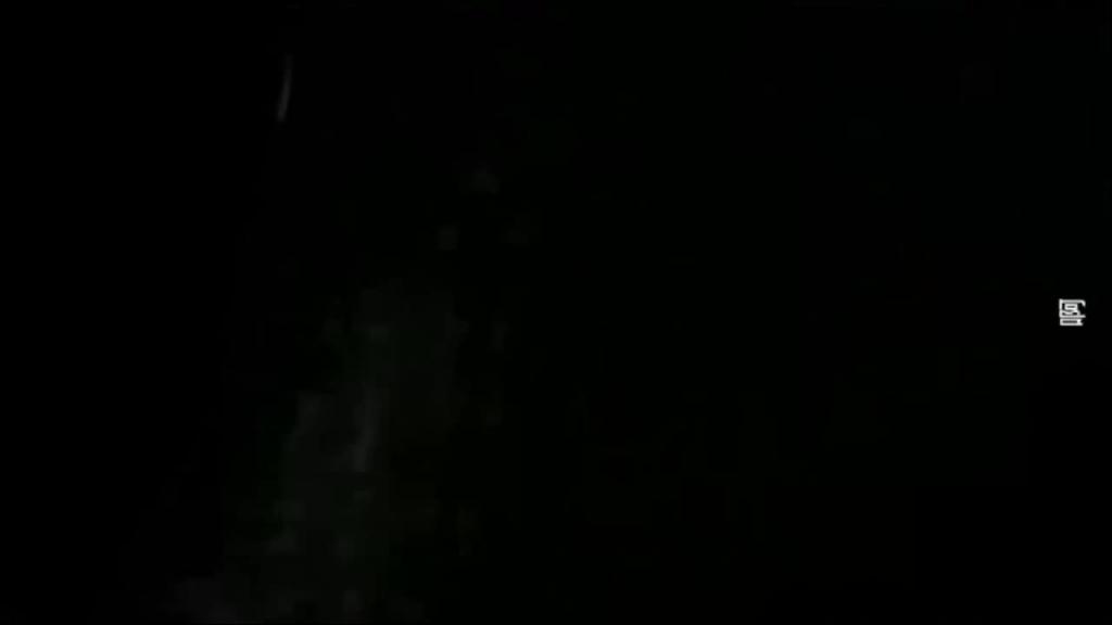 【父女乱伦】“爸爸我疼”给女儿买手机骗女儿口交强插破处内射 预览截图 11