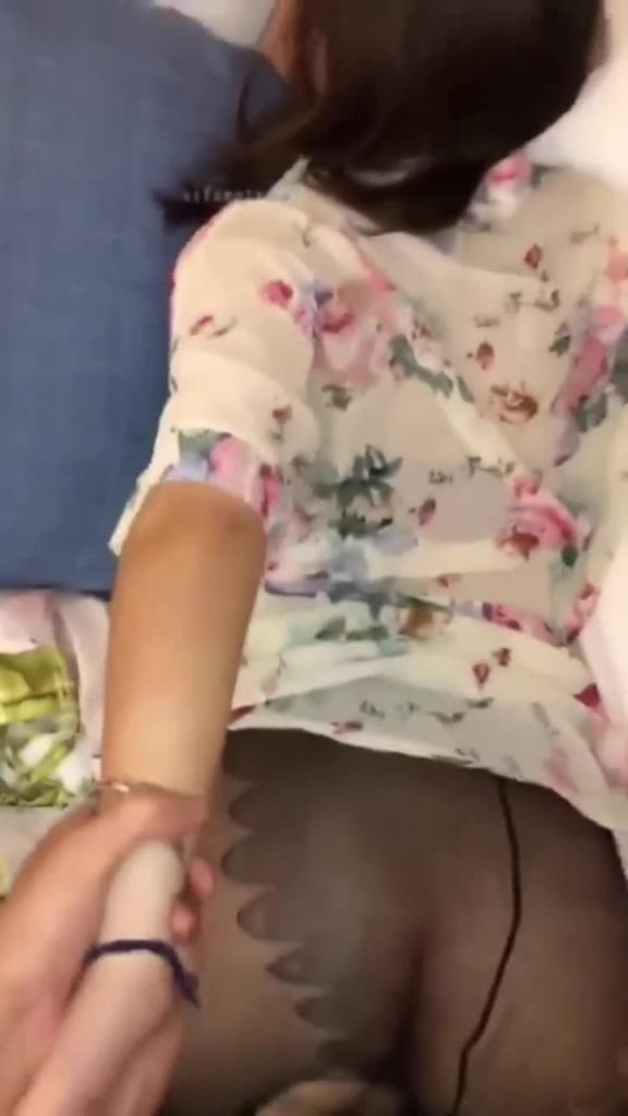 嫂子午睡中，被我强插颜射 预览截图 6