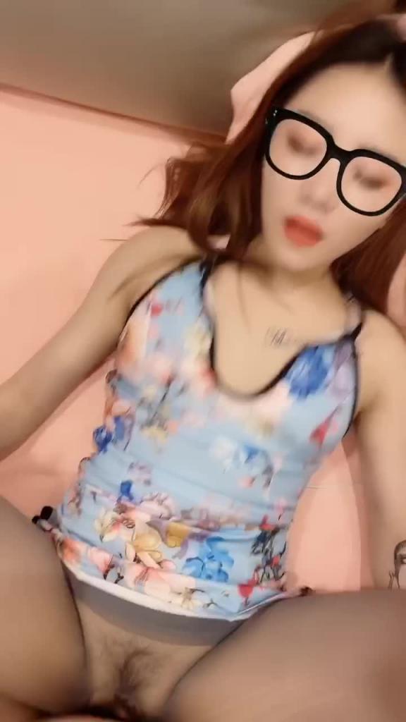 被小哥哥内射了好多 - 是小语呀 预览截图 12
