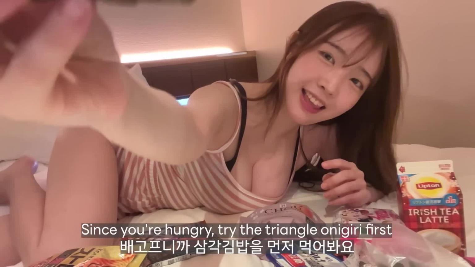 和桃奈一起吃东京便利店的食物吧(第一人称女友版) 预览截图 6
