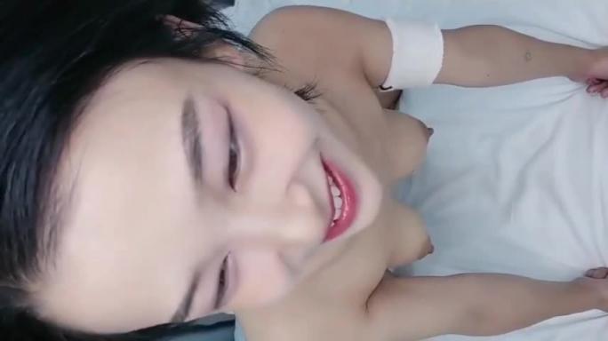 【姐弟乱伦】超高颜值美乳姐姐激情啪啪,69姿势舔菊对白超级淫荡 预览截图 8